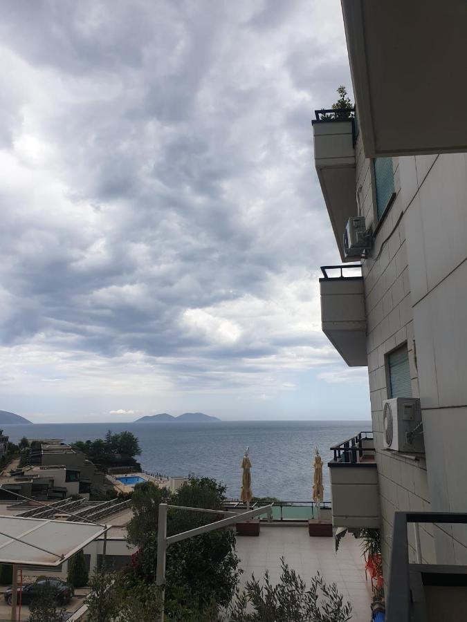 Bay Inn Apartment Sea Front Вльора Екстер'єр фото